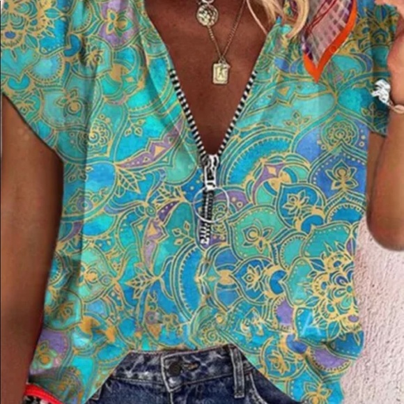 🆕WATERCOLORS BOHEMIAN 1/2 ZIP MOSAIC BLOUSE - Picture 3 of 6